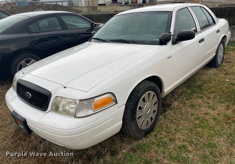 image for item II9293 2010 Ford Crown Victoria Police Interceptor
