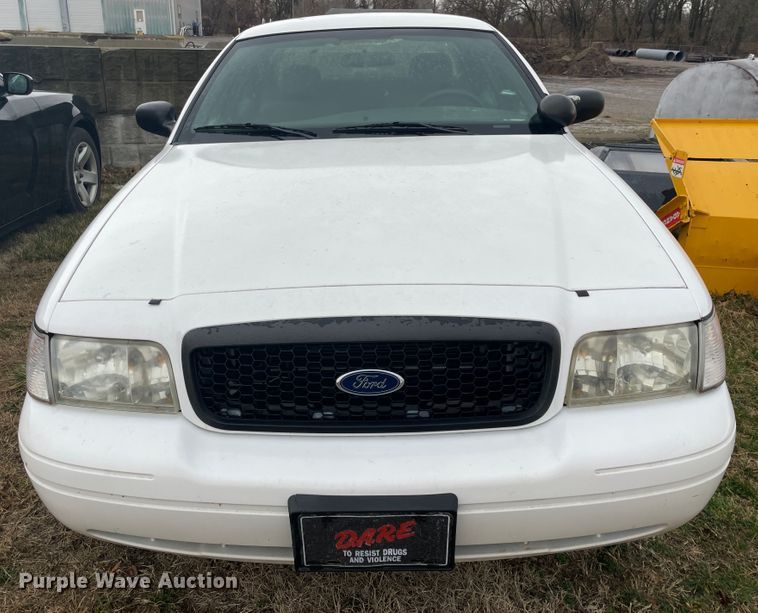 image for item II9293 2010 Ford Crown Victoria Police Interceptor