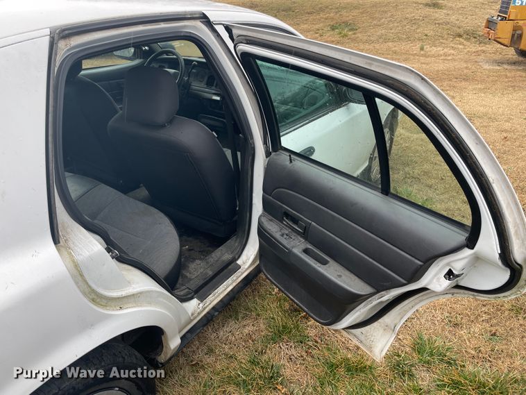 image for item II9293 2010 Ford Crown Victoria Police Interceptor