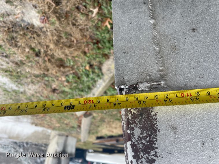 image for item II9295 148"L x 46" diameter oil tank