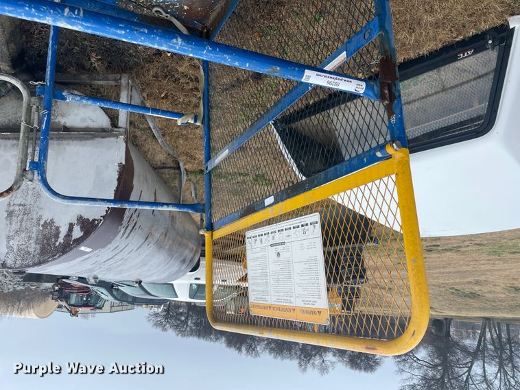 image for item II9296 Man basket