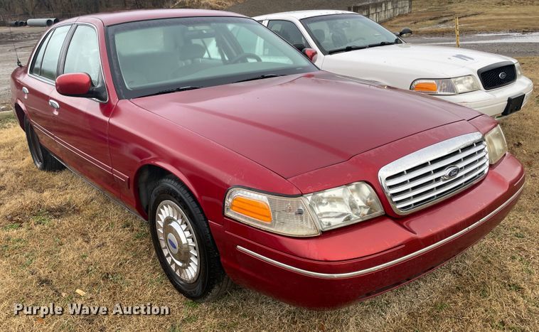 image for item II9298 2001 Ford Crown Victoria Police Interceptor