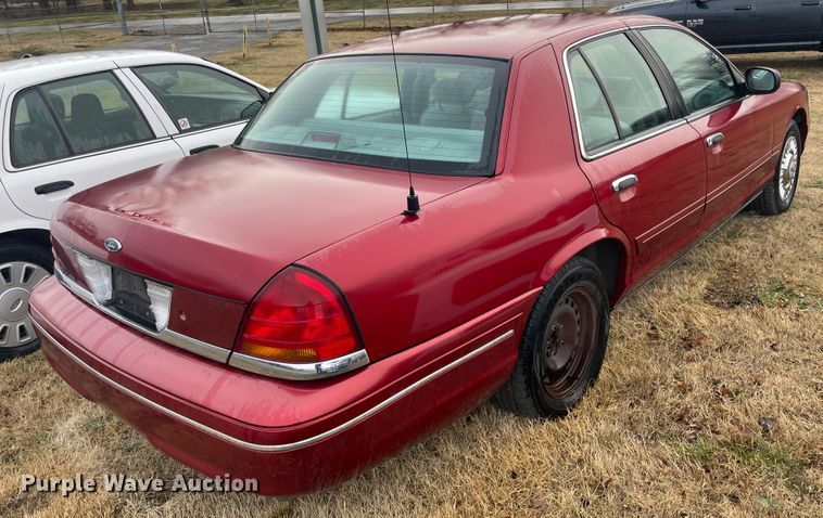 image for item II9298 2001 Ford Crown Victoria Police Interceptor