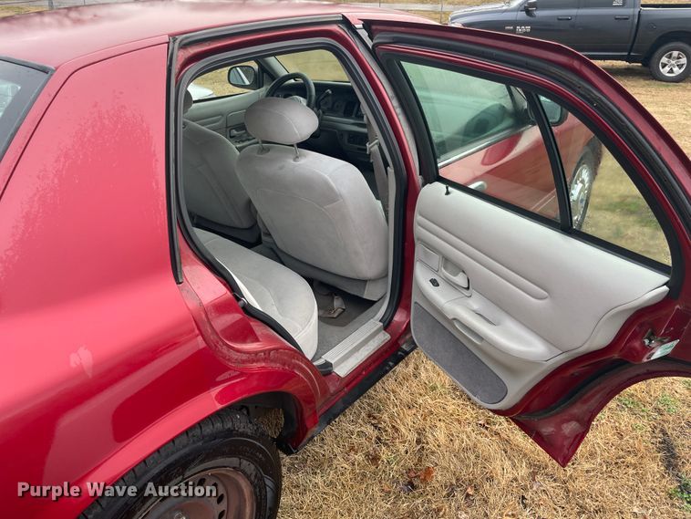 image for item II9298 2001 Ford Crown Victoria Police Interceptor