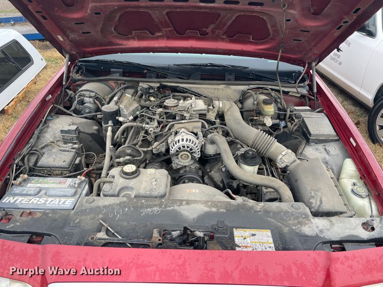 image for item II9298 2001 Ford Crown Victoria Police Interceptor