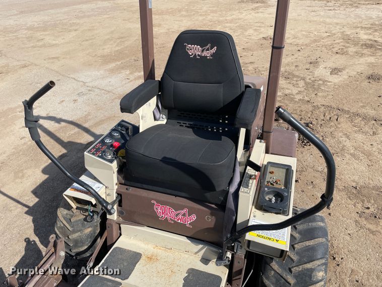 image for item II9303 Grasshopper 722D  ZTR lawn mower