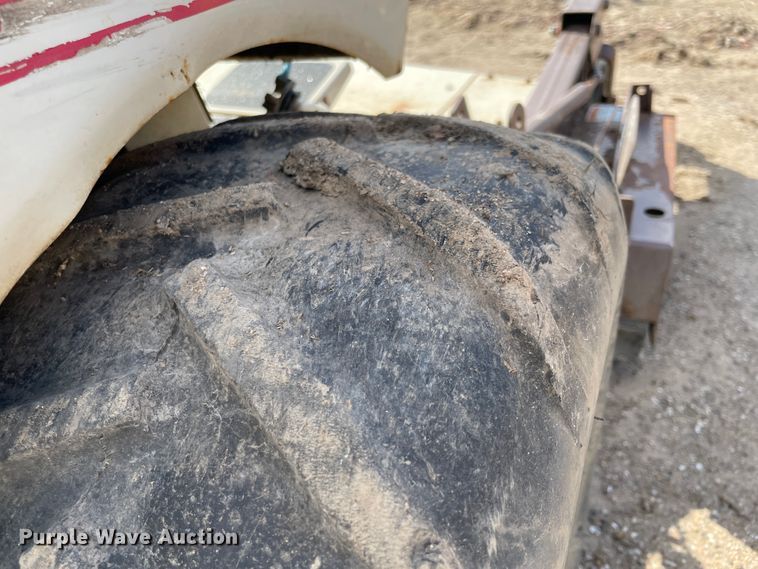 image for item II9303 Grasshopper 722D  ZTR lawn mower