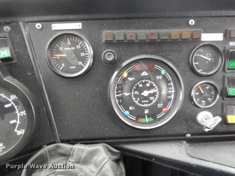 image for item IK9804 1999 Van Hool 3-2000  coach bus