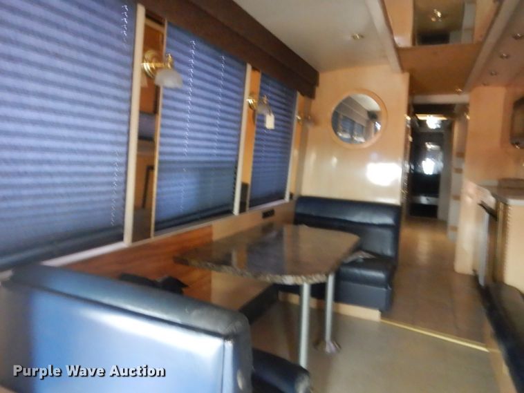 image for item IK9804 1999 Van Hool 3-2000  coach bus