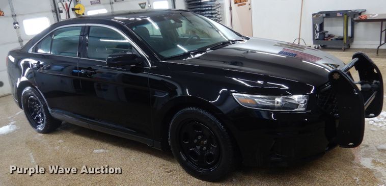 image for item IK9807 2017 Ford Taurus Police