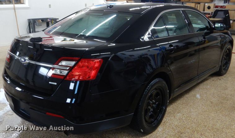 image for item IK9807 2017 Ford Taurus Police