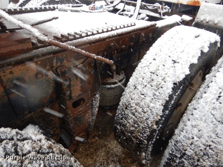 image for item IK9810 1983 Marmon  semi truck