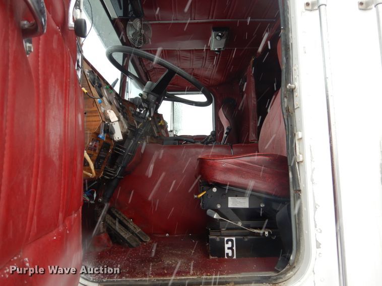 image for item IK9810 1983 Marmon  semi truck