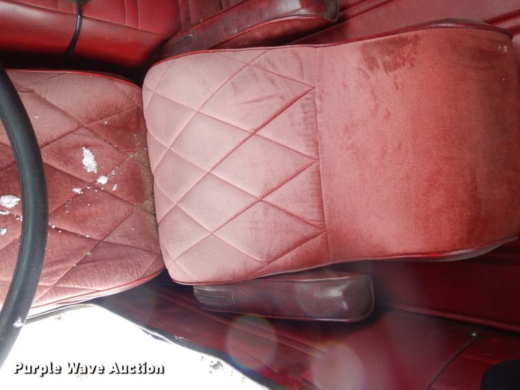 image for item IK9810 1983 Marmon  semi truck