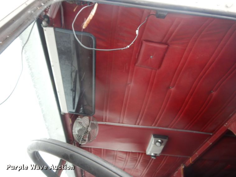 image for item IK9810 1983 Marmon  semi truck