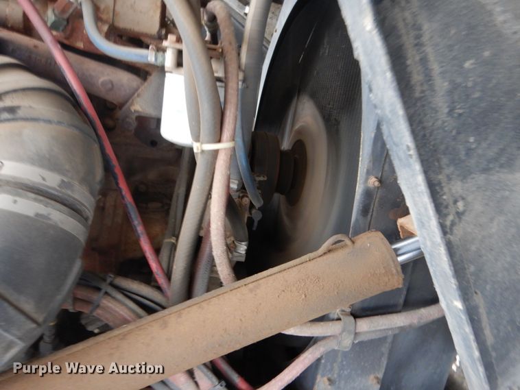 image for item IK9810 1983 Marmon  semi truck