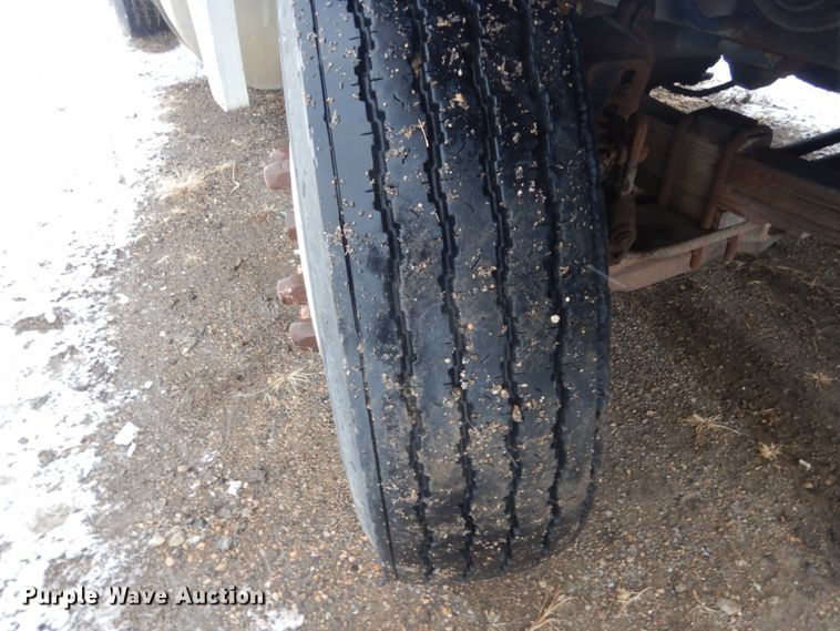 image for item IK9810 1983 Marmon  semi truck