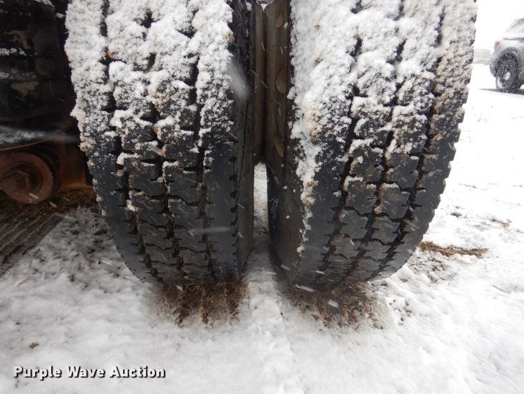 image for item IK9810 1983 Marmon  semi truck