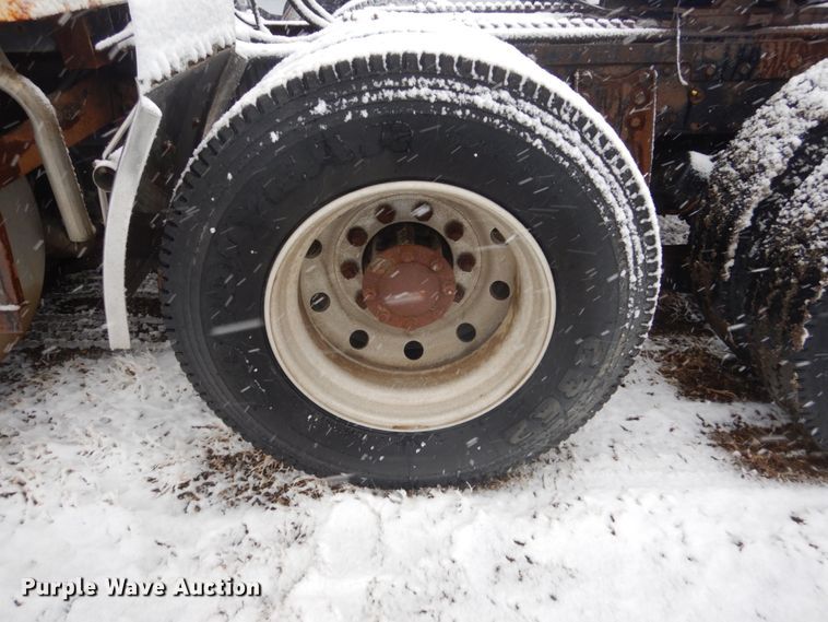 image for item IK9810 1983 Marmon  semi truck