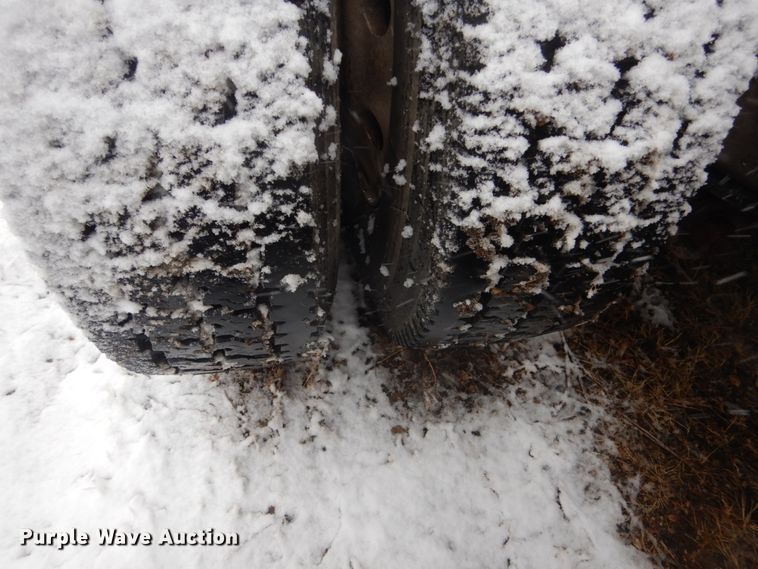 image for item IK9810 1983 Marmon  semi truck