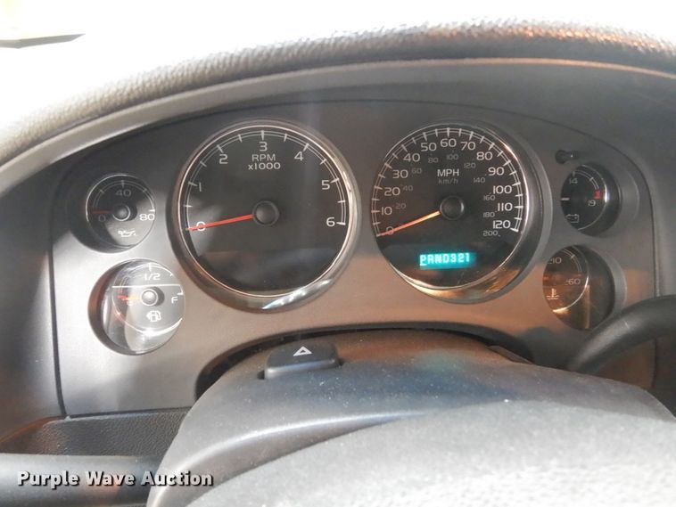 image for item IK9811 2007 Chevrolet Suburban 2500  SUV