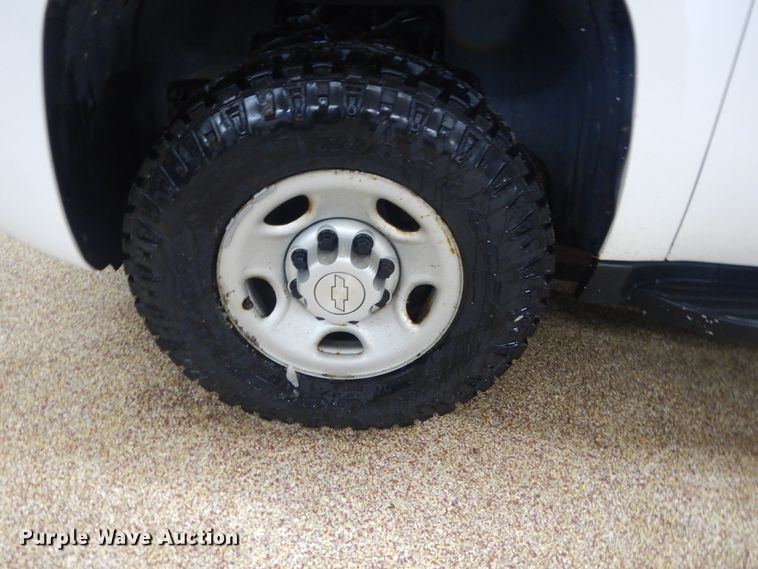 image for item IK9811 2007 Chevrolet Suburban 2500  SUV