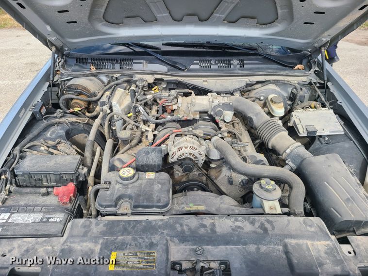 image for item IQ9034 2006 Ford Crown Victoria Police Interceptor