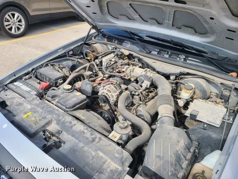 image for item IQ9034 2006 Ford Crown Victoria Police Interceptor