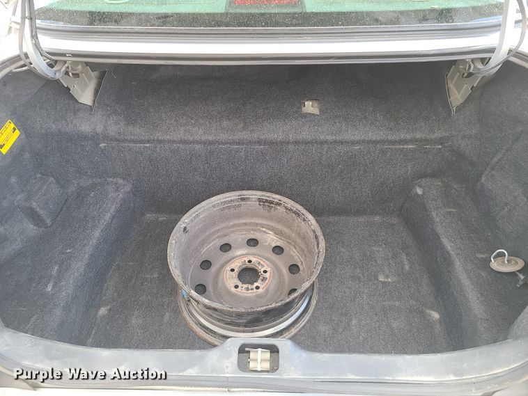 image for item IQ9034 2006 Ford Crown Victoria Police Interceptor