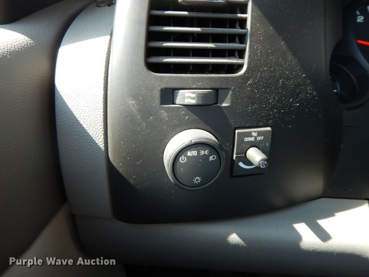 image for item IX9309 2008 Chevrolet Silverado 1500  Ext. Cab pickup truck