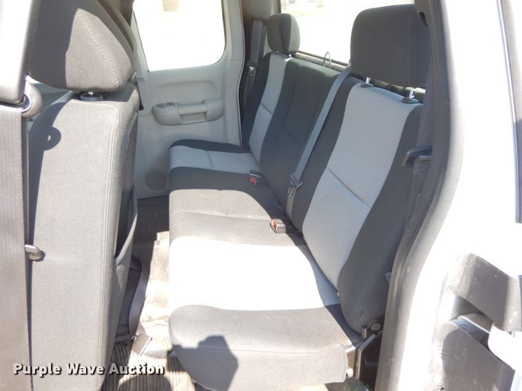 image for item IX9309 2008 Chevrolet Silverado 1500  Ext. Cab pickup truck