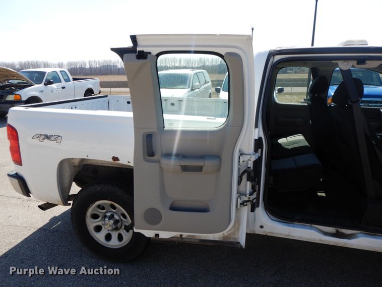 image for item IX9309 2008 Chevrolet Silverado 1500  Ext. Cab pickup truck