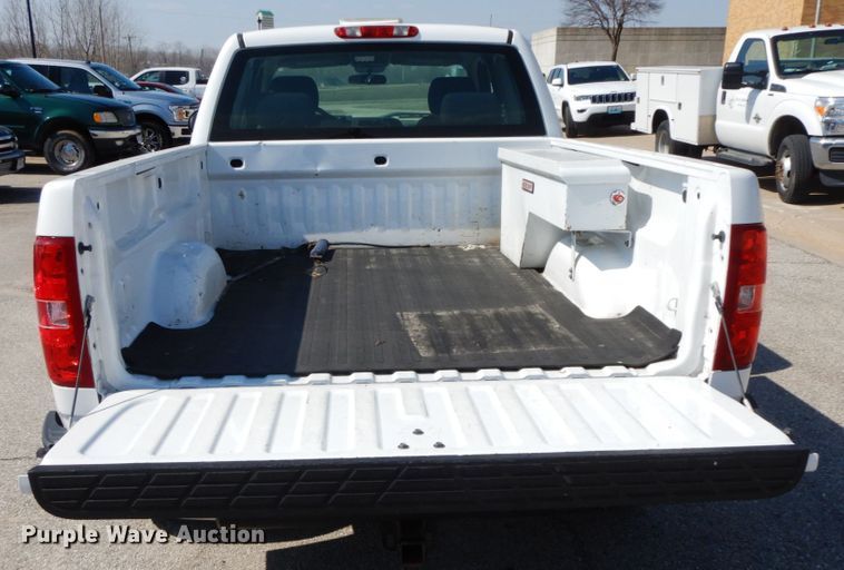 image for item IX9309 2008 Chevrolet Silverado 1500  Ext. Cab pickup truck