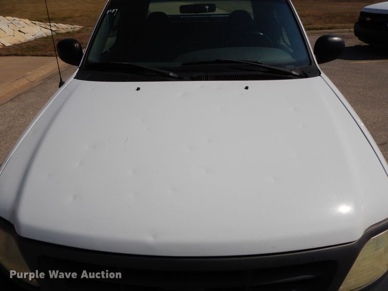 image for item IX9310 2004 Ford F150  SuperCab pickup truck