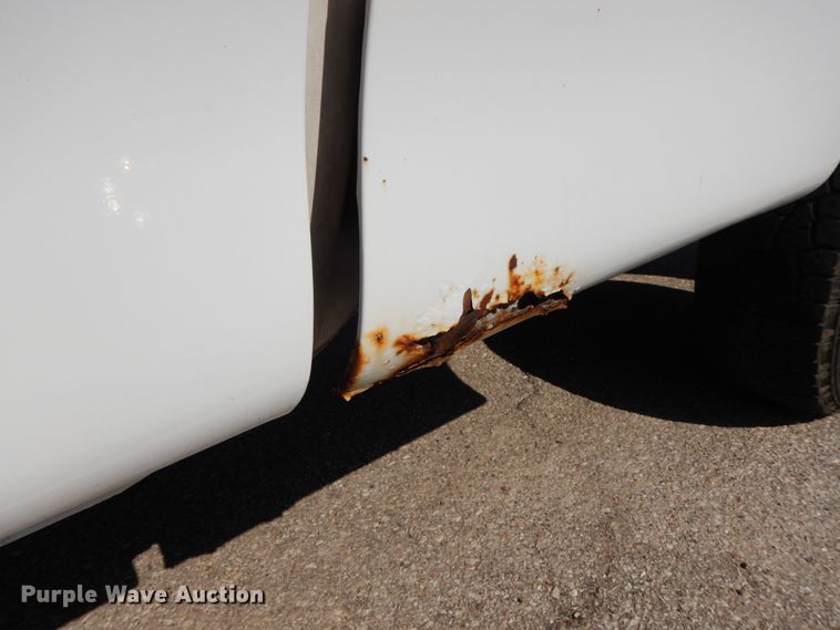 image for item IX9310 2004 Ford F150  SuperCab pickup truck