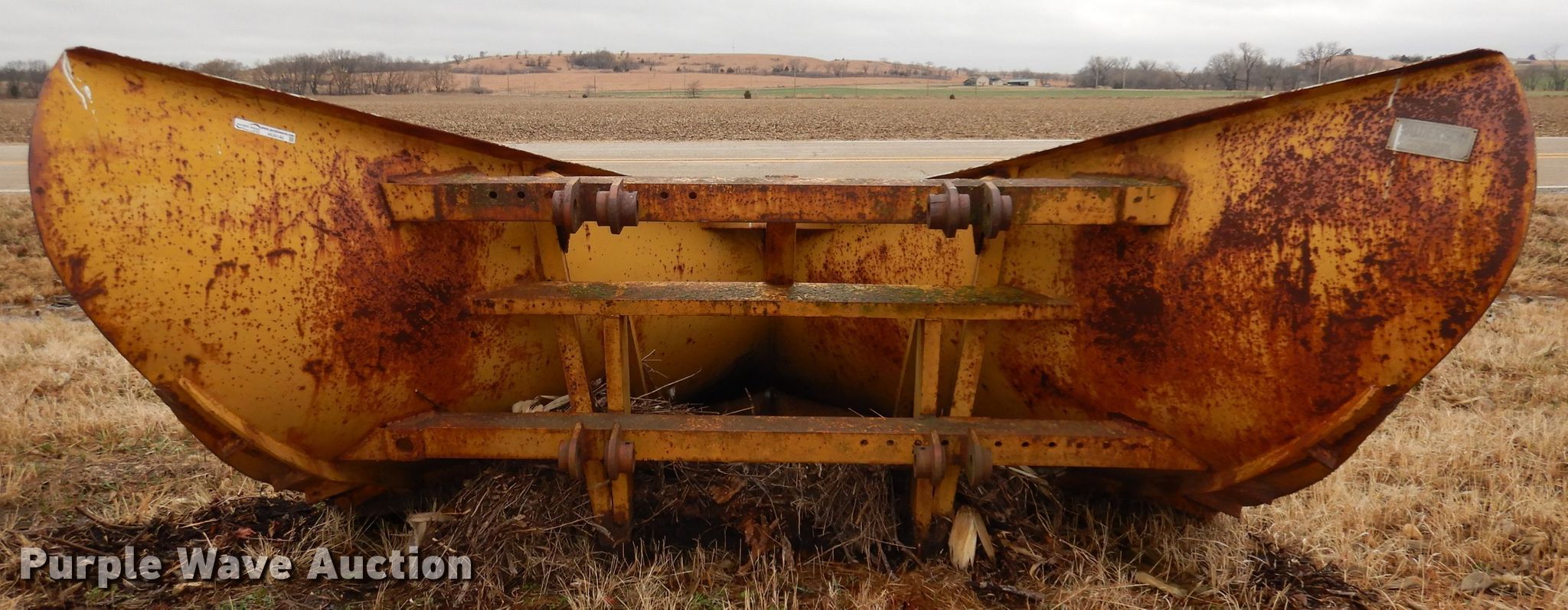 Balderson BV30T4678 10.5'W Vplow in Alma, KS Item HU9146 sold