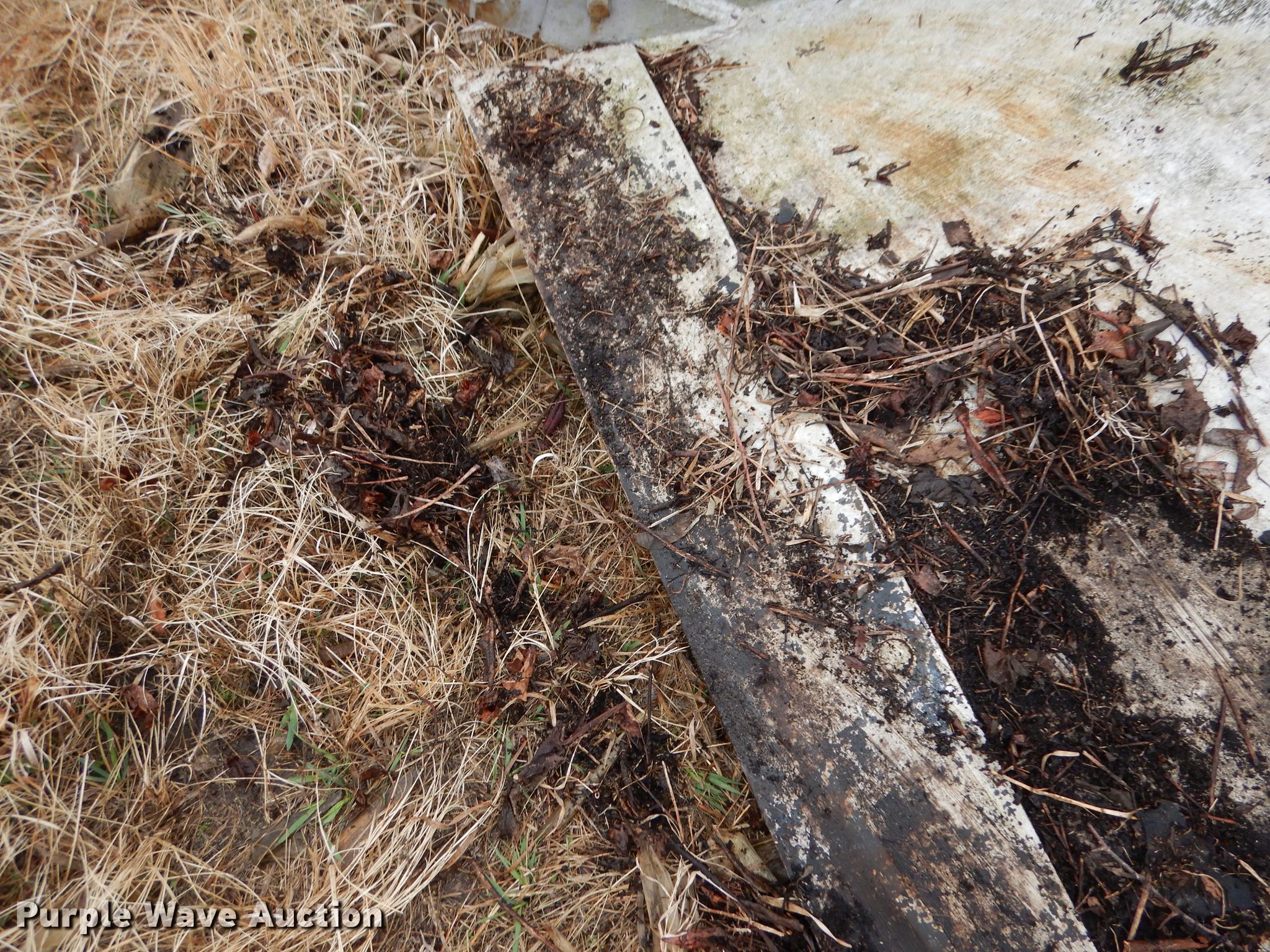 Balderson BV30T4678 10.5'W Vplow in Alma, KS Item HU9146 sold