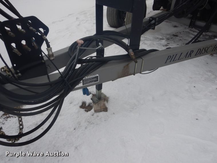 image for item DC4501 2014 Pillar DH-6010  no-till grain drill