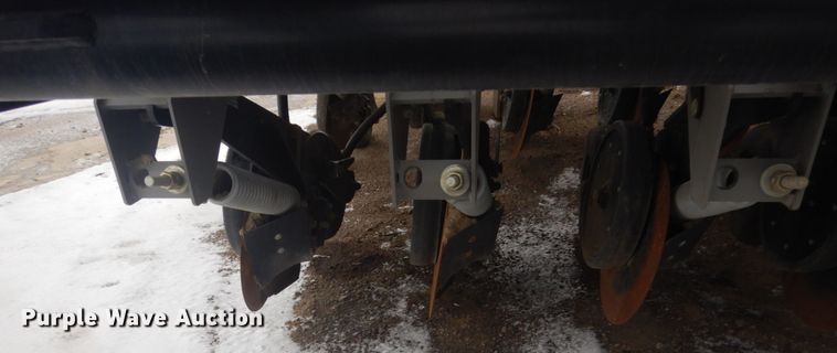 image for item DC4501 2014 Pillar DH-6010  no-till grain drill