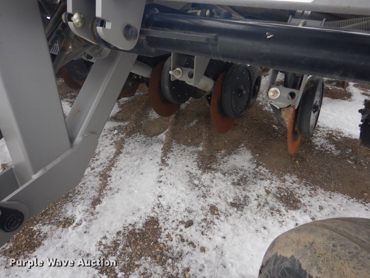 image for item DC4501 2014 Pillar DH-6010  no-till grain drill