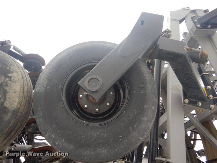 image for item DC4501 2014 Pillar DH-6010  no-till grain drill