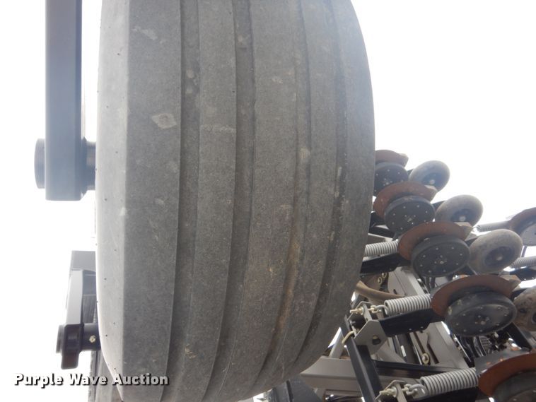 image for item DC4501 2014 Pillar DH-6010  no-till grain drill