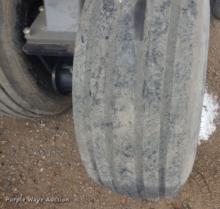 image for item DC4501 2014 Pillar DH-6010  no-till grain drill