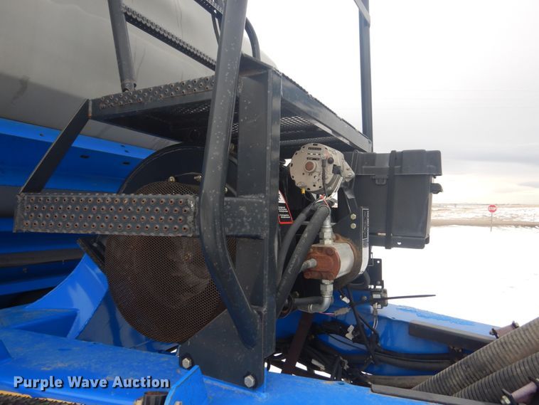 image for item DC4501 2014 Pillar DH-6010  no-till grain drill