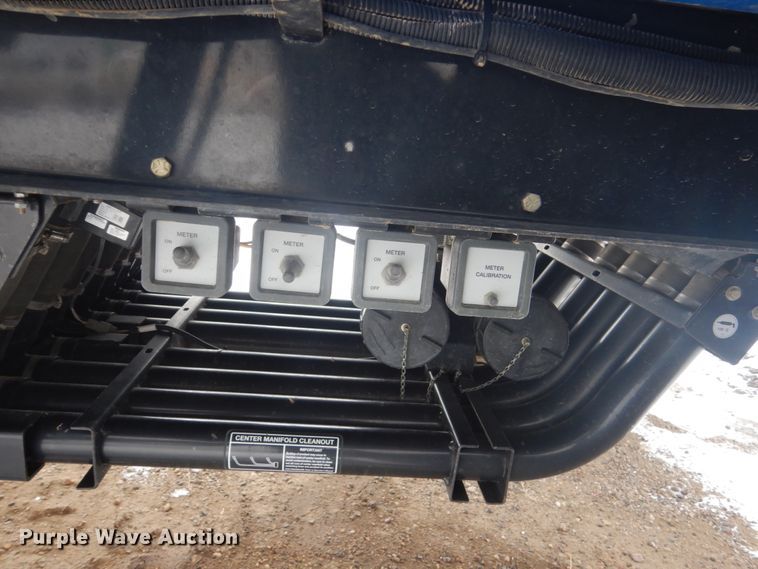 image for item DC4501 2014 Pillar DH-6010  no-till grain drill