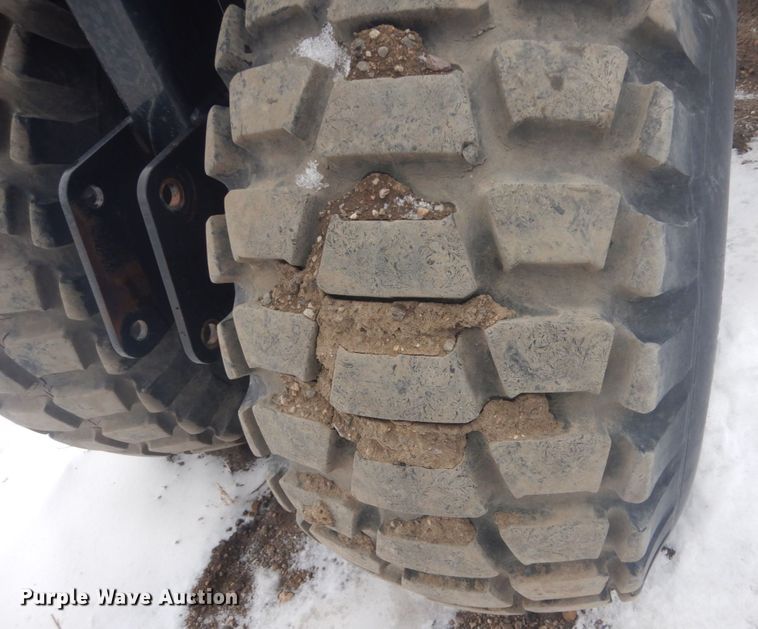 image for item DC4501 2014 Pillar DH-6010  no-till grain drill