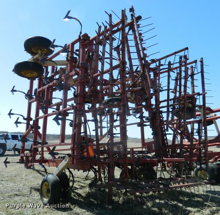 image for item DF4681 Krause 4241HR  field cultivator