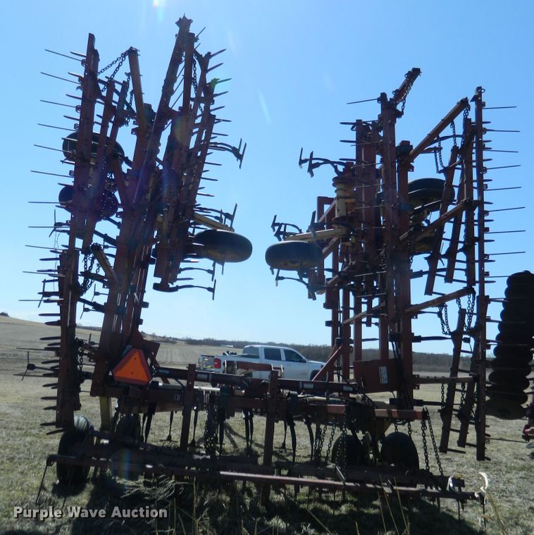 image for item DF4681 Krause 4241HR  field cultivator