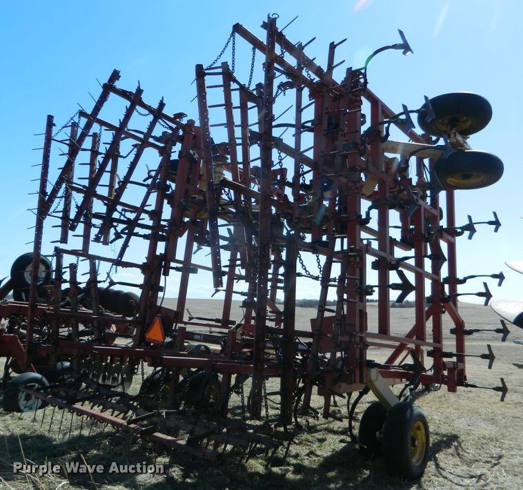 image for item DF4681 Krause 4241HR  field cultivator