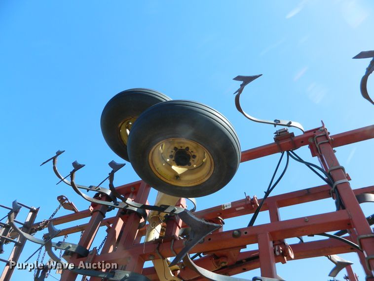 image for item DF4681 Krause 4241HR  field cultivator